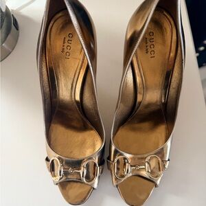 Gucci Women's Metallic Gold Heels